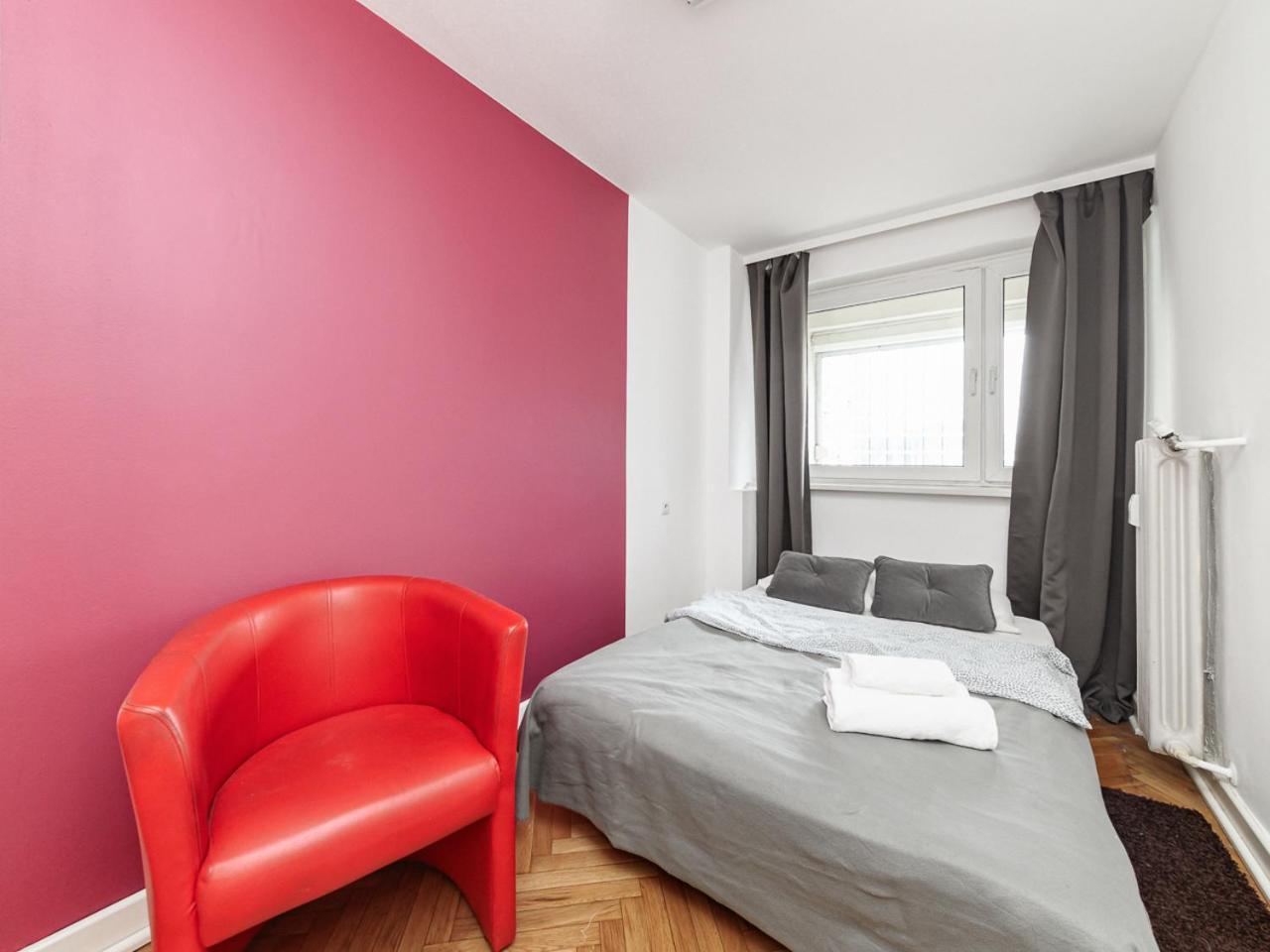 Chmielna Street 35 In The Center Apartment Warschau